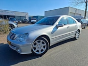 Mercedes-Benz C-klasse - 180 K. Elegance AUTOMAAT/CLIMA/CRUISE/PDC