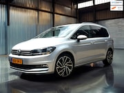 Volkswagen Touran - 1.5 TSI Comfortline Business 7p Clima_ACC_Nieuw velgen en ba