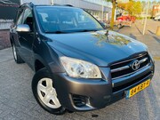 Toyota RAV4 - 2.0 VVTi Comfort 2WD AIRCO PDC TREKHAAK CRUISE