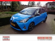 Toyota Yaris - 1.5 Hybrid 100pk 5D CVT SkyBlue Edition, rijklaar met 12 mnd