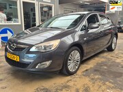 Opel Astra - 1.4 Cosmo *SUPER NETTE AUTO* van 2e eig