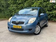 Toyota Yaris - 1.0 VVTi Terra | " 187.000 " KM + Airco Nu € 2.950