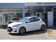 Toyota Yaris - 1.5 HYBRID 115 STYLE STOEL-STUUR VERW. DODEHOEK LED KOPLAMPE