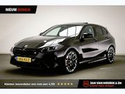 BMW 1-serie - M135 xDrive | PANORAMADAK | HEAD UP | STUURVERWARMING | 360 