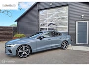 Volvo S60 - 2.0 B3 R-Design NL-Auto ! 1e Eigenaar ! BTW-Auto ! Full-Opti