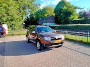 Dacia Duster - 1.6 Lauréate 2wd airco trekhaak ALLINPRIJS