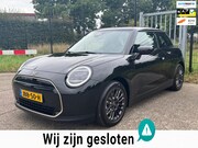 MINI Cooper - E Favoured S 40.7 kWh Head Up Camera NIEUW