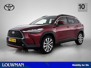 Toyota Corolla Cross - 2.0 High Power Hybrid First Edition | Stoel en stuurwiel ver