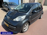 Peugeot 107 - 1.0-12V XS 2009 5drs koude airco APK 3-27 Leuke en goede aut