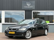 BMW 3-serie - 320i High Executive / Automaat / Leder / Panorama