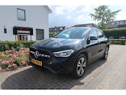 Mercedes-Benz GLA-Klasse - 250 e NIGHT PAKKET|PANORAMADAK|LEDER|CARPLAY|SFEERVERLICHTIN