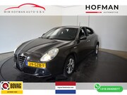 Alfa Romeo Giulietta - 1.4 T Distinctive PDC Automaat NL Auto