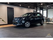 Peugeot 2008 - 1.2 PureT. Blue Lion