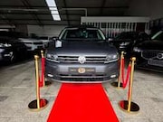 Volkswagen Tiguan - 2.0TDI 110kw PANO+ CAMERA R-LINE