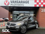 Volkswagen T-Roc - 1.5 TSI Style // VIRTUAL COCKPIT // ADAPTIVE CRUISE // PANO 