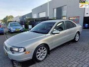 Volvo S80 - 2.4 D5 Geartronic Exclusive 4 deurs youngtimer 200
