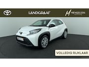 Toyota Aygo X - 1.0 VVT-i MT Play Toyota Aygo X 1.0 VVT-i MT play