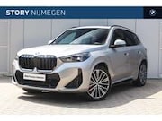 BMW X1 - xDrive25e M Sport Automaat / Panoramadak / Trekhaa