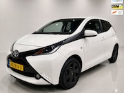 Toyota Aygo - 1.0 VVT-i x-play Camera Airco