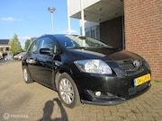 Toyota Auris - 1.6-16V Sol