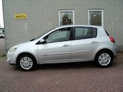 Renault Clio - 1.2 TCe navi airco 5 dr bj2011