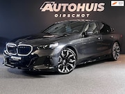 BMW 5-serie - 520i High Executive Edition M Stuurverwarming/ Stoelverwarmi