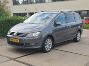 Volkswagen Sharan - 2.0 TSI Highline |ELEKTR. STOEL|PANO|CAMERA|VOLL. ONDERH|5P.