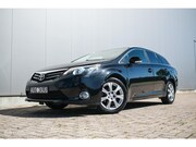 Toyota Avensis - 1.8 VVTi Business | Camera | Trekhaak | Leder alcantara | St