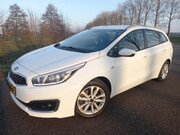 Kia Ceed - cee'd Sportswagon 1.6 GDI First Edition