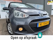 Hyundai i10 - 1.0i i-Motion Comfort 5 drs van 1ste Eig met navigatie en bl