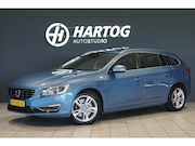 Volvo V60 - 2.4 D6 AWD Plug-In Hybrid Summum *EERSTE EIGENAAR* + DEALER 