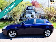 Alfa Romeo Giulietta - 1.4 T 120pk 2e eig. Clima Cruise Navi Trekhaak 1300kg.