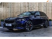 BMW 5-serie - Touring 550e xDrive *Pano*B&W*4-Wiel besturing*Trekhaak*Stoe