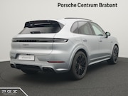 Porsche Cayenne - E-Hybrid Black Edition