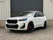 BMW X1 - XDrive30e M Sport Pro | 326PK | Korallrot M Sportinterieur |