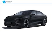 BYD SEAL - 61, 4 kWh 231pk RWD Business | 12V aansluiting in middencons