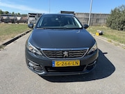 Peugeot 308 - 1.2 PureTech Blue Lease Premium