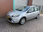 Renault Clio - Estate 1.2 TCE Sélection Business Sport Bj:2009 NAP