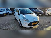 Ford Ka - 1.2 Trend Airco, bekerhouders, achterspoiler.