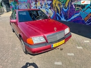 Mercedes-Benz C-klasse - 180 Esprit 1e eigenaar roest vrij unieke Rijd als nieuw onde