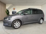 Volkswagen Touran - 1.2 TSI Easyline Airco, Navigatie, LMV