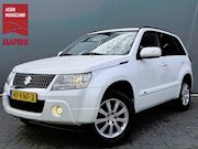 Suzuki Grand Vitara - BWJ 2010 2.4 169PK Exclusive TREKHAAK | KEYLESS | STOELVERW.