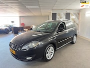 Fiat Croma - 2.2 16 Premium, Automaat, Cruise, Clima, Parksensor, Xenon,