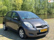 Toyota Yaris - 1.3 VVT-i Now Airco elektrische ramen cv op afs