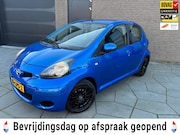 Toyota Aygo - 1.0-12V Comfort | 5 Drs |Metallic | Zwarte lm Vlg | winterse