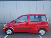 Toyota Yaris Verso - 1.3-16V VVT-i Luna E