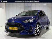 Toyota Yaris - 1.5 Hybrid Executive Parkeersensoren V+A , HUD , Stoelverwar