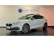 Seat Leon - 1.4 TSI eHybrid PHEV FR 204pk Pano / Navi / LED / CAM / Vitr