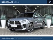 BMW X2 - sDrive20i M Sport Automaat / Trekhaak / Sportstoel