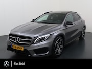 Mercedes-Benz GLA-Klasse - 200 AMG line | Pano Night